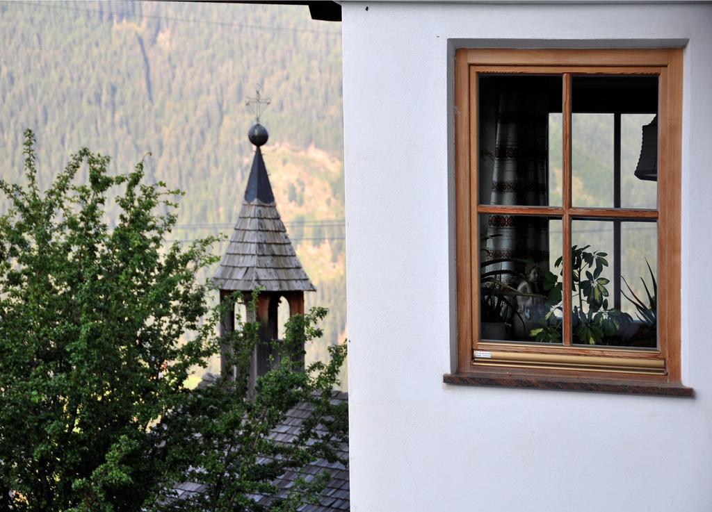 Hotel Kompatscherhof Luson Esterno foto