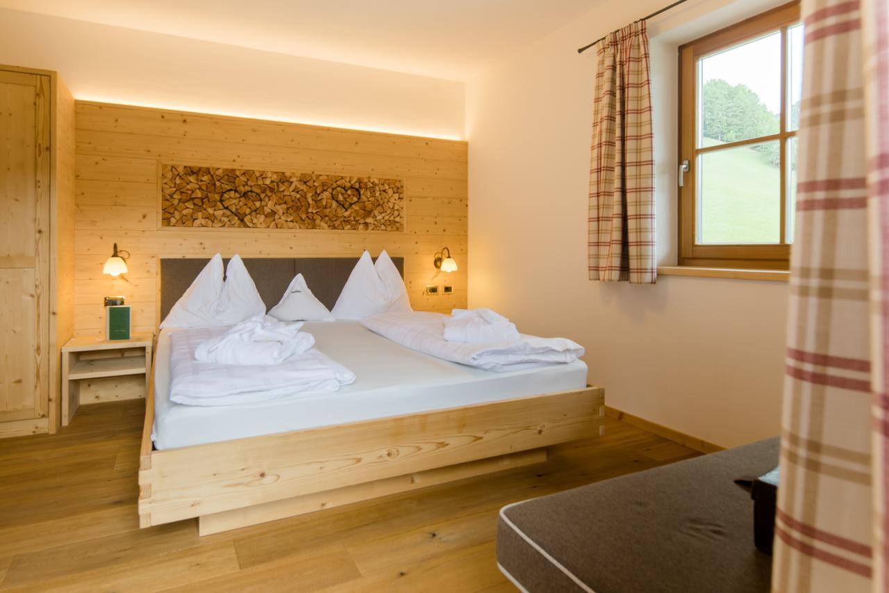 Hotel Kompatscherhof Luson Esterno foto