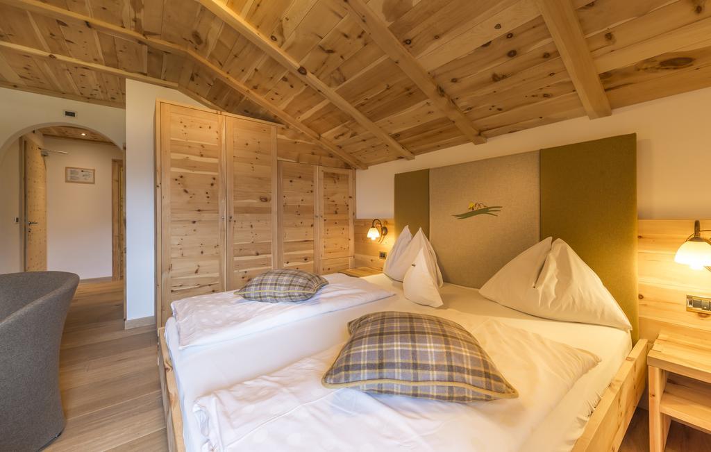 Hotel Kompatscherhof Luson Esterno foto